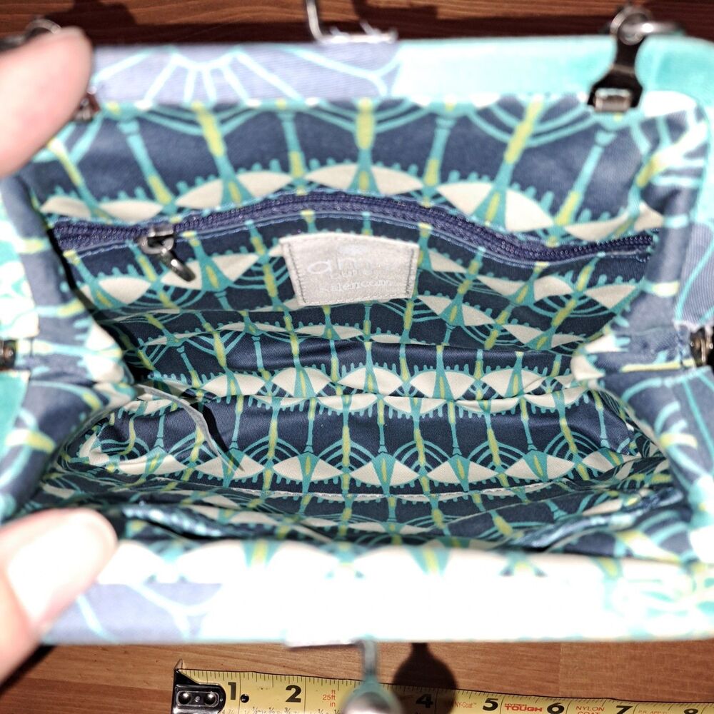 Amy Butler "Nora" clutch With Chain Pressed Flowers Mint Pattern - Picture 5 of 6